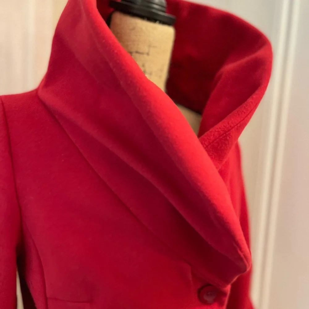 Fire engine red short Jackie O. jacket with 3/4 length sleeves and belt. - Picture 7 of 9
